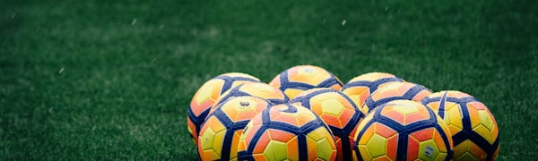 墨西哥城阿兹特克体育场内部坐满观众